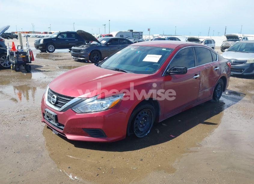 Photo 2 of 2017 Nissan Altima 2.5 S (VIN 1N4AL3AP6HC275946)