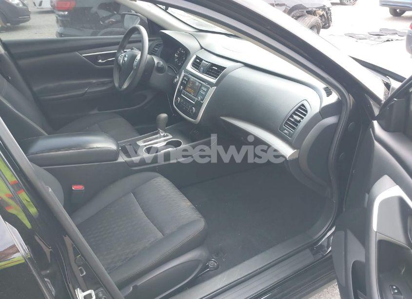 Photo 5 of 2017 Nissan Altima 2.5 S (VIN 1N4AL3AP6HC278524)