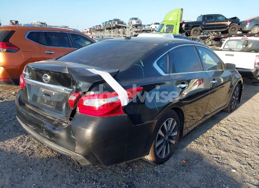 Photo 4 of 2017 Nissan Altima 2.5 SV (VIN 1N4AL3AP6HC280175)