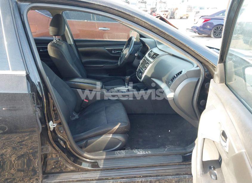 Photo 5 of 2017 Nissan Altima 2.5 SV (VIN 1N4AL3AP6HC280175)