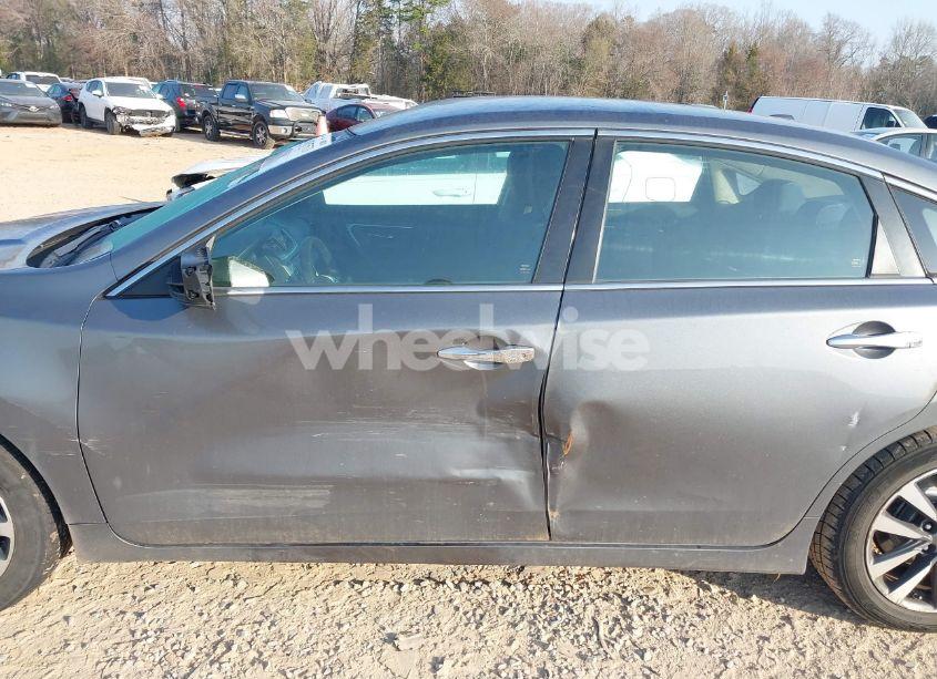 Photo 14 of 2017 Nissan Altima 2.5 SV (VIN 1N4AL3AP6HC280239)