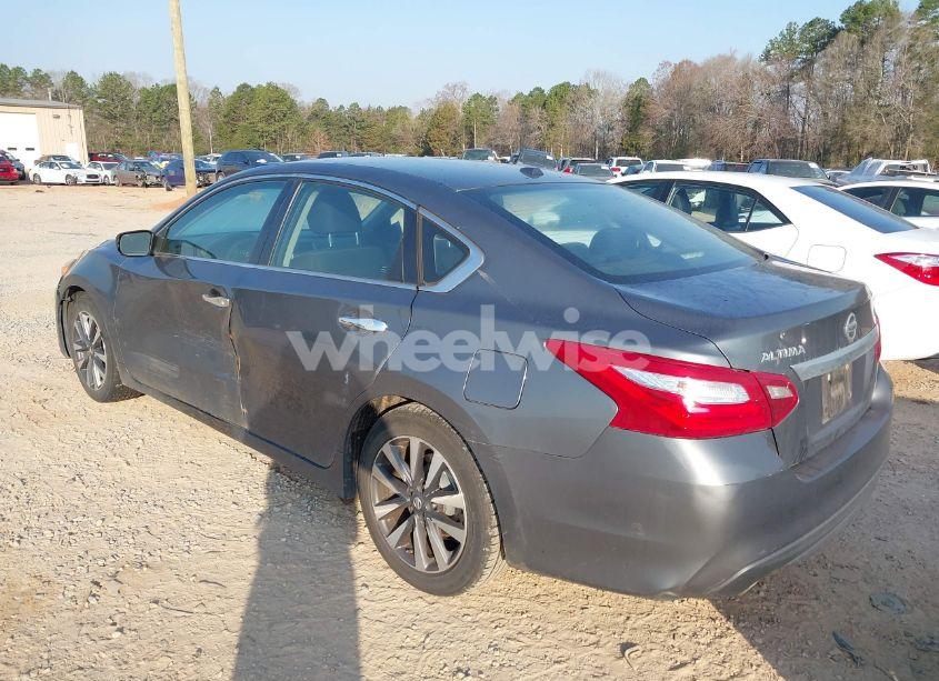 Photo 3 of 2017 Nissan Altima 2.5 SV (VIN 1N4AL3AP6HC280239)