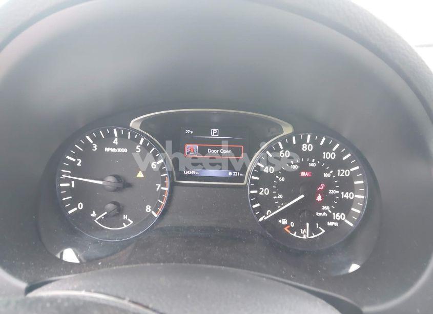 Photo 7 of 2017 Nissan Altima 2.5 SR (VIN 1N4AL3AP6HC290074)