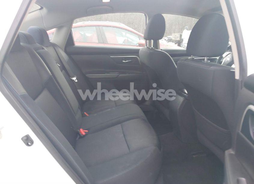 Photo 8 of 2017 Nissan Altima 2.5 SR (VIN 1N4AL3AP6HC290074)