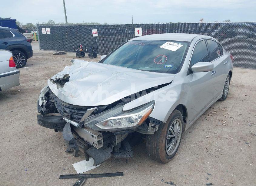 Photo 2 of 2017 Nissan Altima 2.5 S (VIN 1N4AL3AP6HC290754)