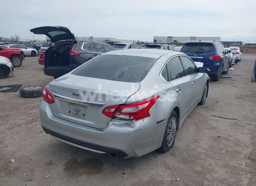 Photo 4 of 2017 Nissan Altima 2.5 S (VIN 1N4AL3AP6HC290754)