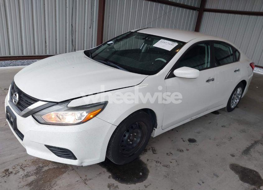 Photo 2 of 2017 Nissan Altima 2.5 S (VIN 1N4AL3AP6HC291399)