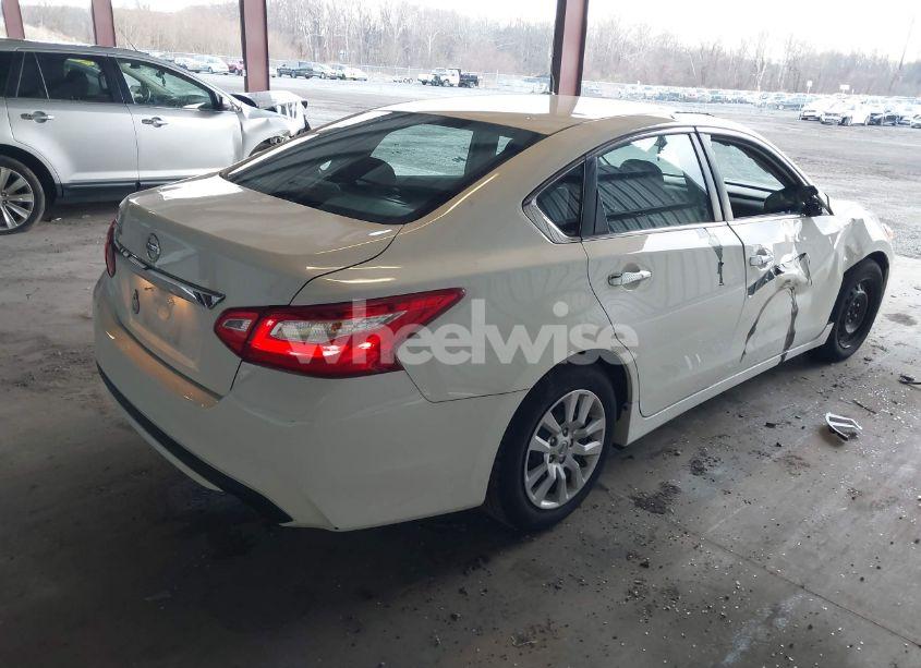 Photo 4 of 2017 Nissan Altima 2.5 S (VIN 1N4AL3AP6HC291399)