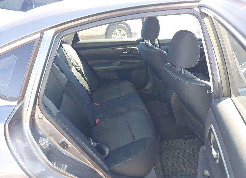 Photo 8 of 2017 Nissan Altima 2.5 SR (VIN 1N4AL3AP6HC494969)