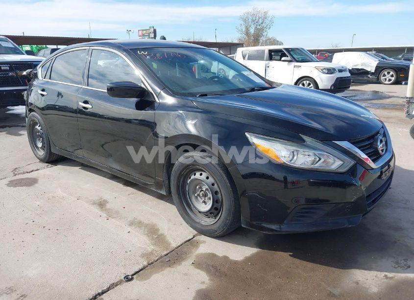 2017 Nissan Altima 2.5 S (VIN 1N4AL3AP6HC495667) main photo