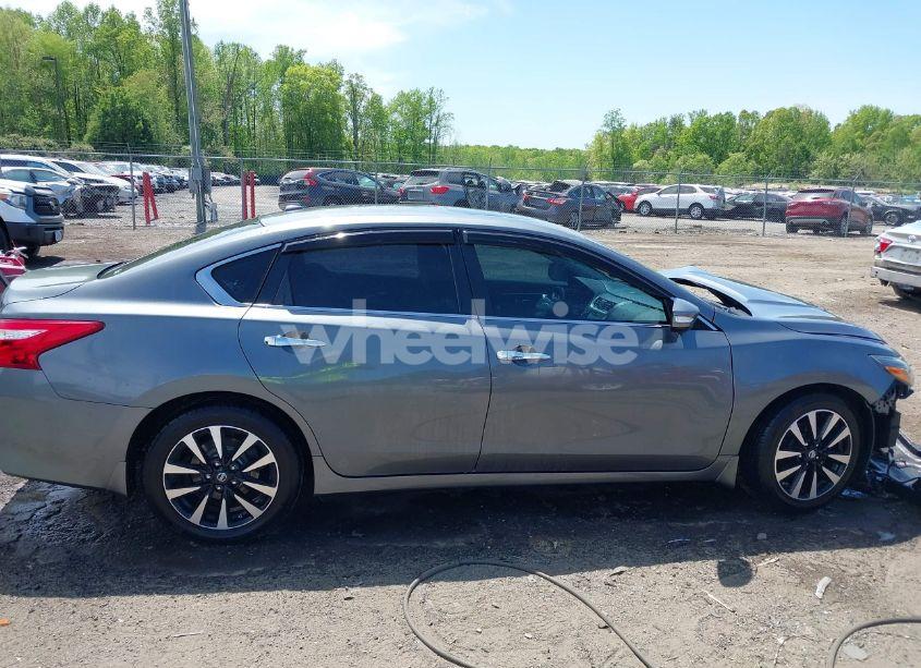 Photo 12 of 2017 Nissan Altima 2.5 SL (VIN 1N4AL3AP6HC498990)