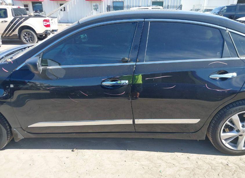 Photo 14 of 2017 Nissan Altima 2.5 S (VIN 1N4AL3AP6HN308819)