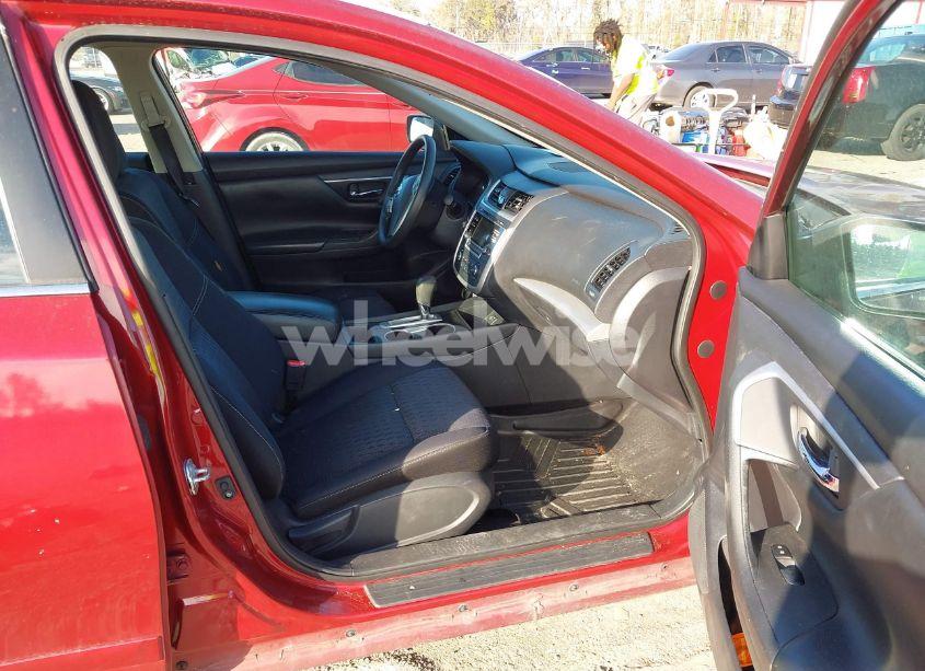 Photo 5 of 2017 Nissan Altima 2.5 S (VIN 1N4AL3AP6HN318685)