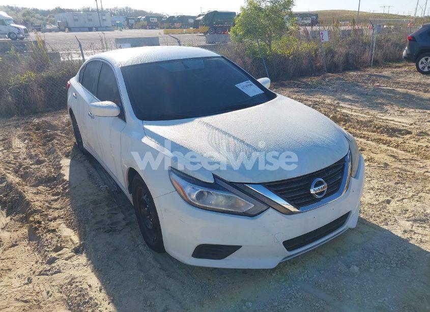 2017 Nissan Altima 2.5 S (VIN 1N4AL3AP6HN320839) main photo