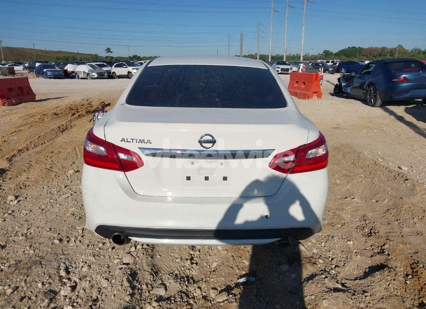 Photo 16 of 2017 Nissan Altima 2.5 S (VIN 1N4AL3AP6HN320839)