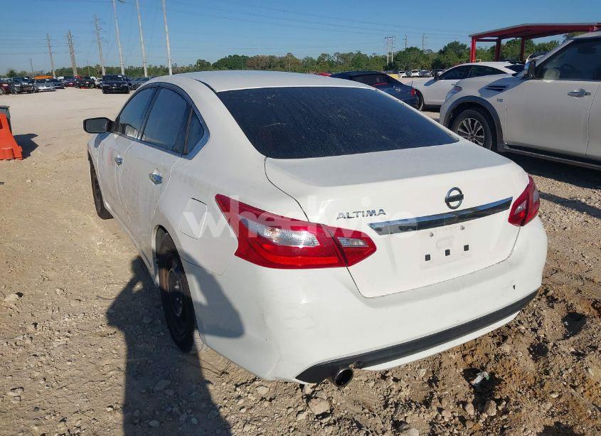 Photo 3 of 2017 Nissan Altima 2.5 S (VIN 1N4AL3AP6HN320839)