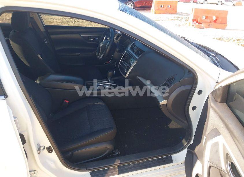 Photo 5 of 2017 Nissan Altima 2.5 S (VIN 1N4AL3AP6HN320839)