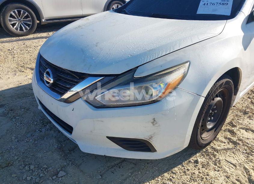 Photo 6 of 2017 Nissan Altima 2.5 S (VIN 1N4AL3AP6HN320839)