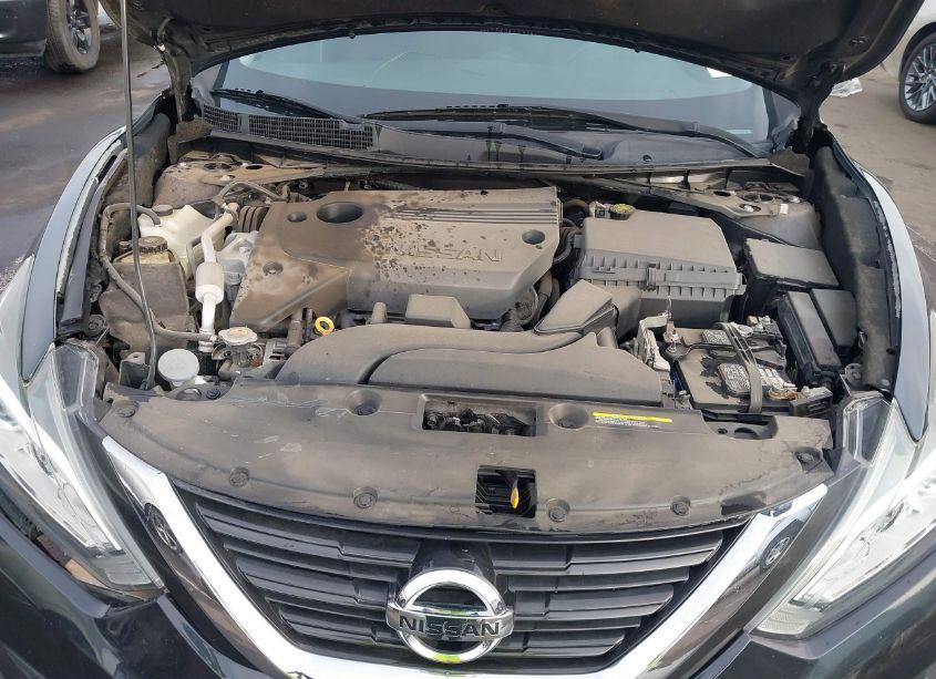 Photo 10 of 2017 Nissan Altima 2.5 S (VIN 1N4AL3AP6HN340802)