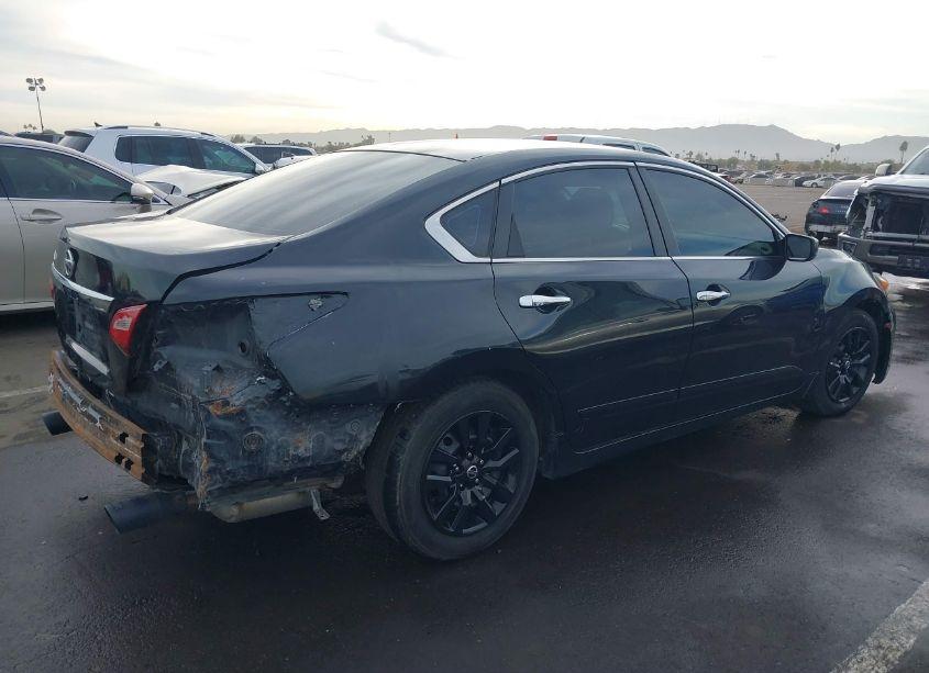 Photo 4 of 2017 Nissan Altima 2.5 S (VIN 1N4AL3AP6HN340802)