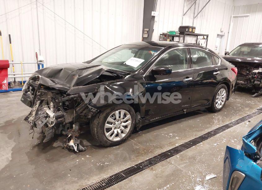 Photo 2 of 2017 Nissan Altima 2.5 S (VIN 1N4AL3AP6HN342968)