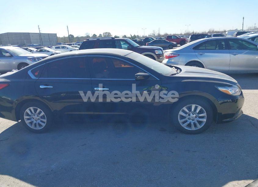 Photo 13 of 2017 Nissan Altima 2.5 S (VIN 1N4AL3AP6HN346180)