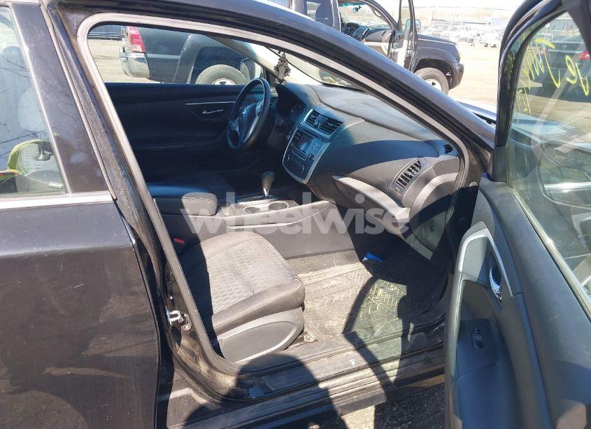Photo 5 of 2017 Nissan Altima 2.5 S (VIN 1N4AL3AP6HN351315)