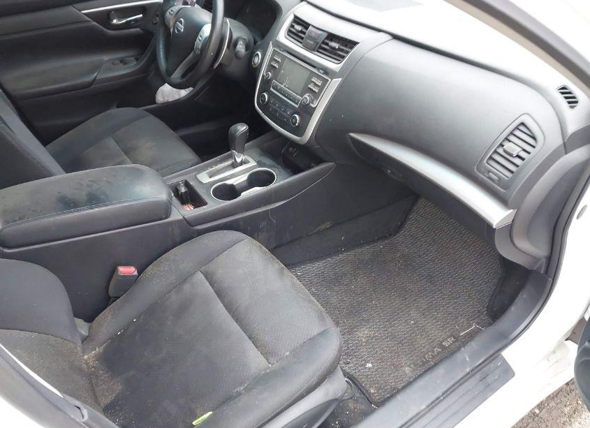 Photo 5 of 2017 Nissan Altima 2.5 SR (VIN 1N4AL3AP6HN352495)