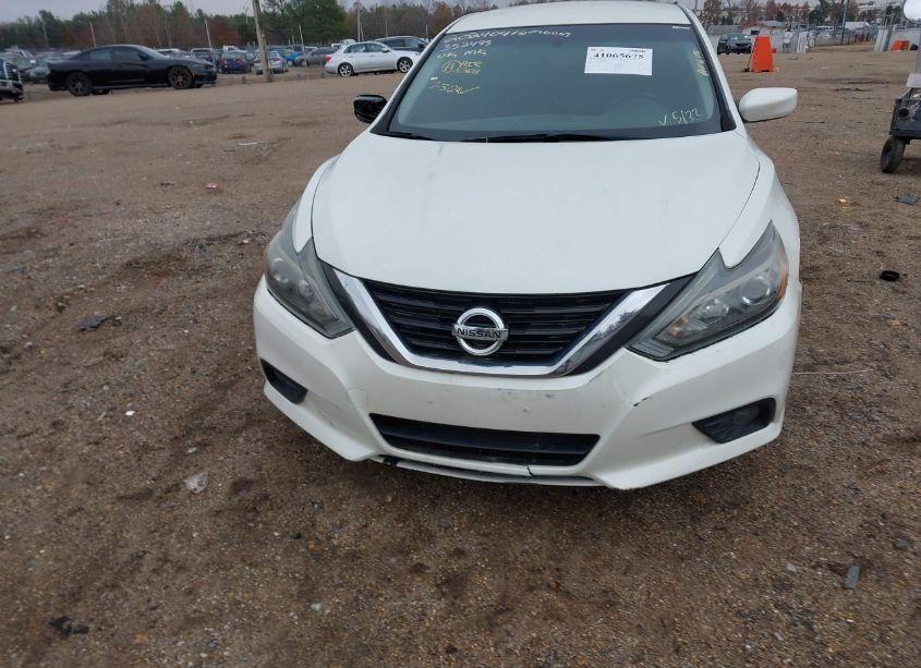 Photo 6 of 2017 Nissan Altima 2.5 SR (VIN 1N4AL3AP6HN352495)