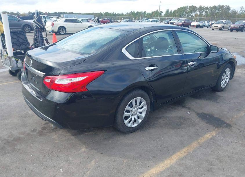 Photo 4 of 2017 Nissan Altima 2.5 S (VIN 1N4AL3AP6HN357597)