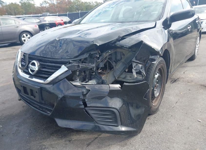 Photo 6 of 2017 Nissan Altima 2.5 S (VIN 1N4AL3AP6HN357597)