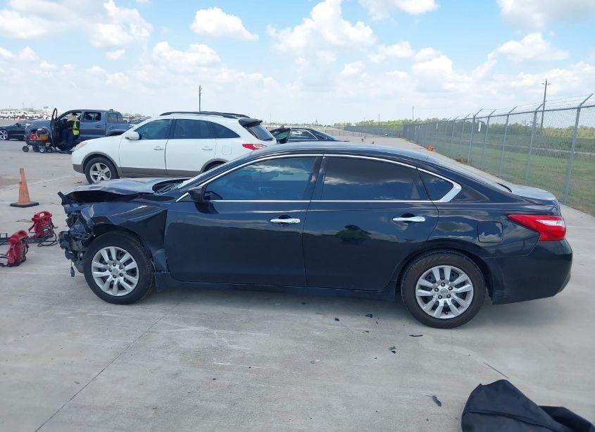 Photo 14 of 2017 Nissan Altima 2.5 S (VIN 1N4AL3AP6HN365702)