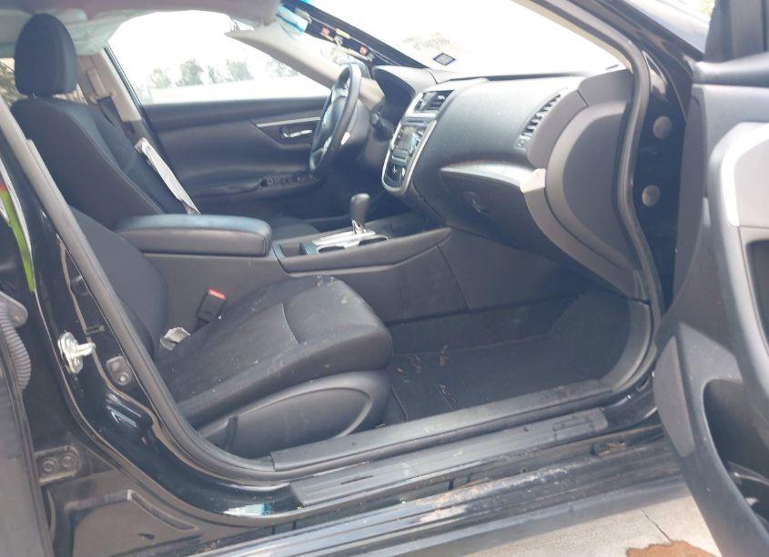 Photo 5 of 2017 Nissan Altima 2.5 S (VIN 1N4AL3AP6HN365702)