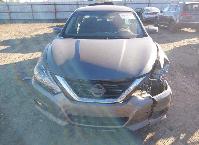 Photo 12 of 2018 Nissan Altima 2.5 SR (VIN 1N4AL3AP6JC108699)