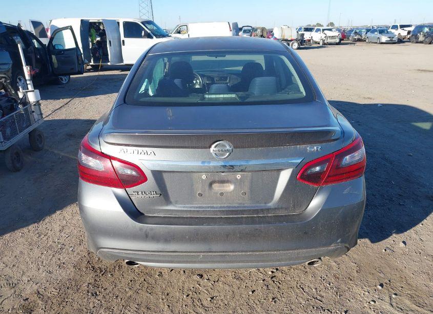 Photo 16 of 2018 Nissan Altima 2.5 SR (VIN 1N4AL3AP6JC108699)