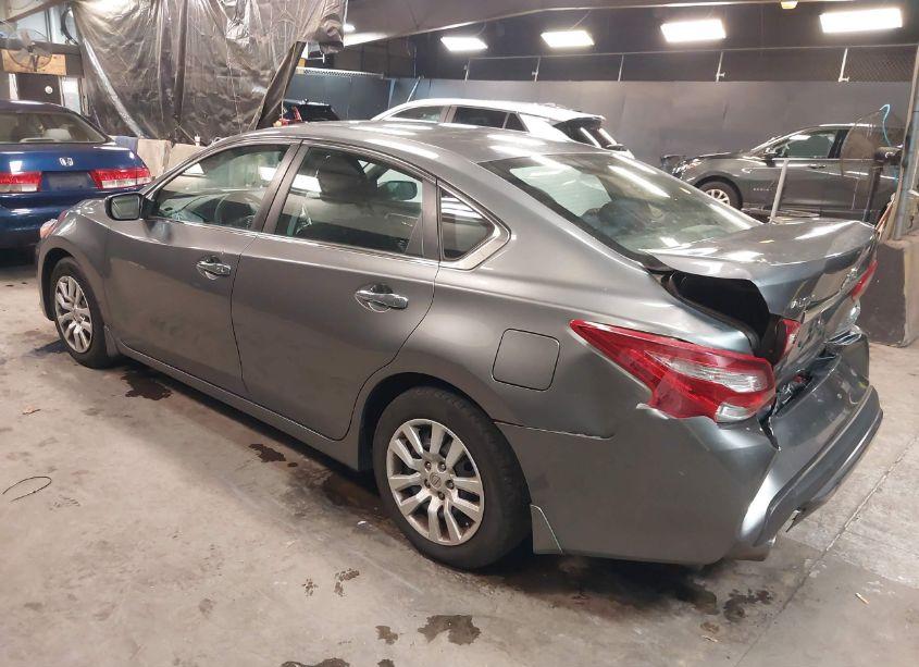 Photo 3 of 2018 Nissan Altima 2.5 S (VIN 1N4AL3AP6JC109514)