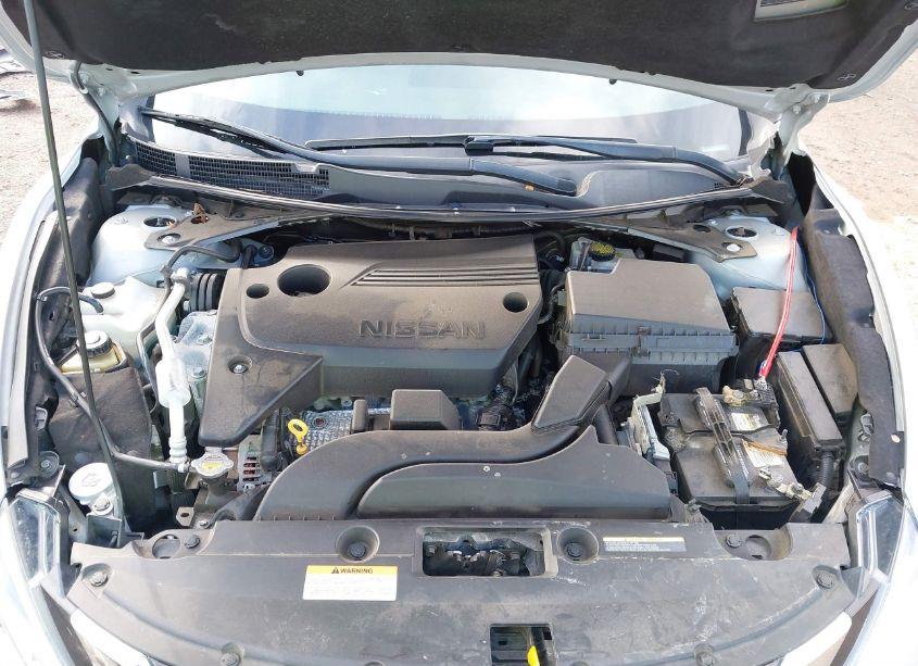 Photo 10 of 2018 Nissan Altima 2.5 S (VIN 1N4AL3AP6JC126989)