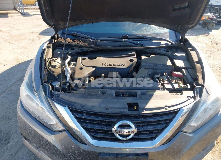 Photo 10 of 2018 Nissan Altima 2.5 SL (VIN 1N4AL3AP6JC130041)