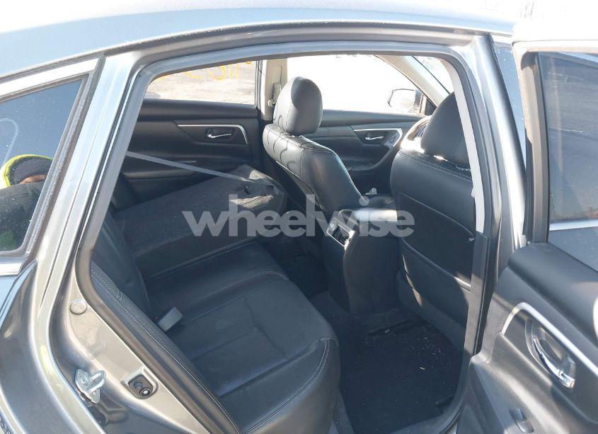 Photo 8 of 2018 Nissan Altima 2.5 SL (VIN 1N4AL3AP6JC130041)