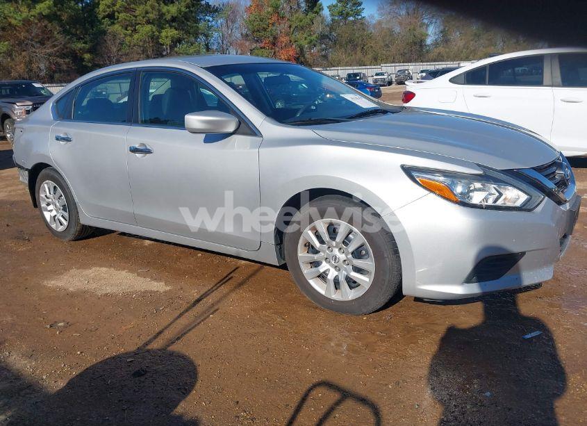 2018 Nissan Altima 2.5 S (VIN 1N4AL3AP6JC130282) main photo