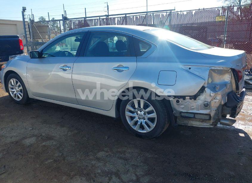 Photo 3 of 2018 Nissan Altima 2.5 S (VIN 1N4AL3AP6JC130282)