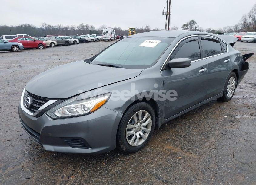 Photo 2 of 2018 Nissan Altima 2.5 S (VIN 1N4AL3AP6JC135059)