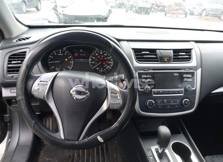 Photo 20 of 2018 Nissan Altima 2.5 S (VIN 1N4AL3AP6JC135059)