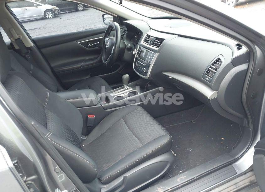 Photo 5 of 2018 Nissan Altima 2.5 S (VIN 1N4AL3AP6JC135059)