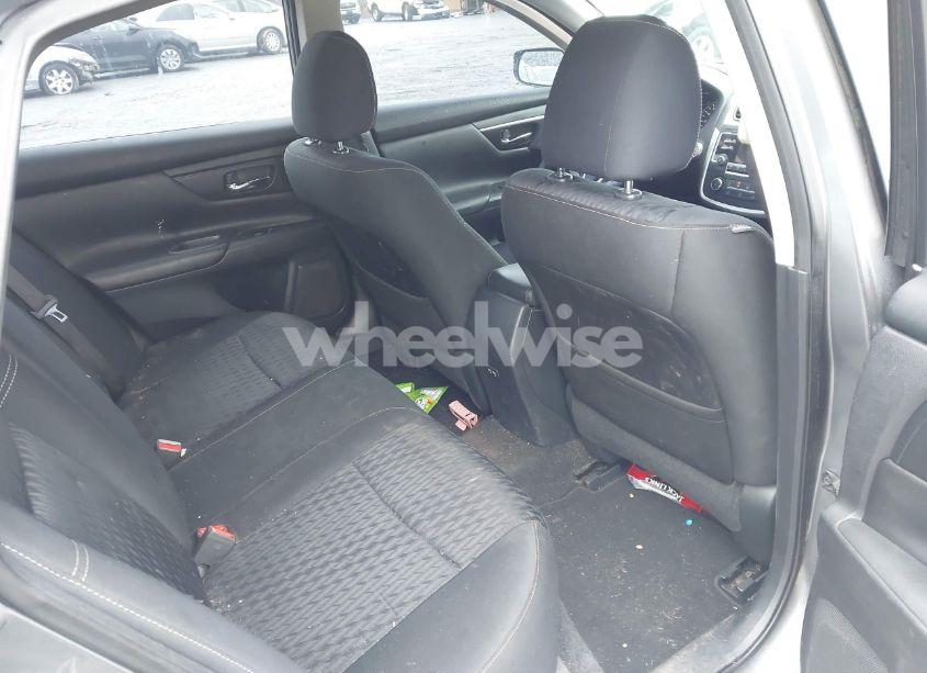 Photo 8 of 2018 Nissan Altima 2.5 S (VIN 1N4AL3AP6JC135059)