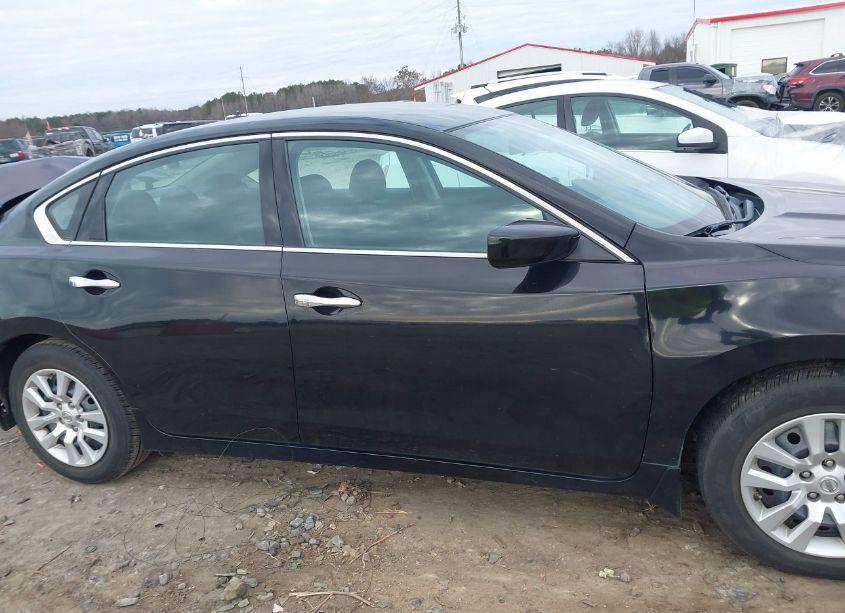 Photo 13 of 2018 Nissan Altima 2.5 S (VIN 1N4AL3AP6JC143808)