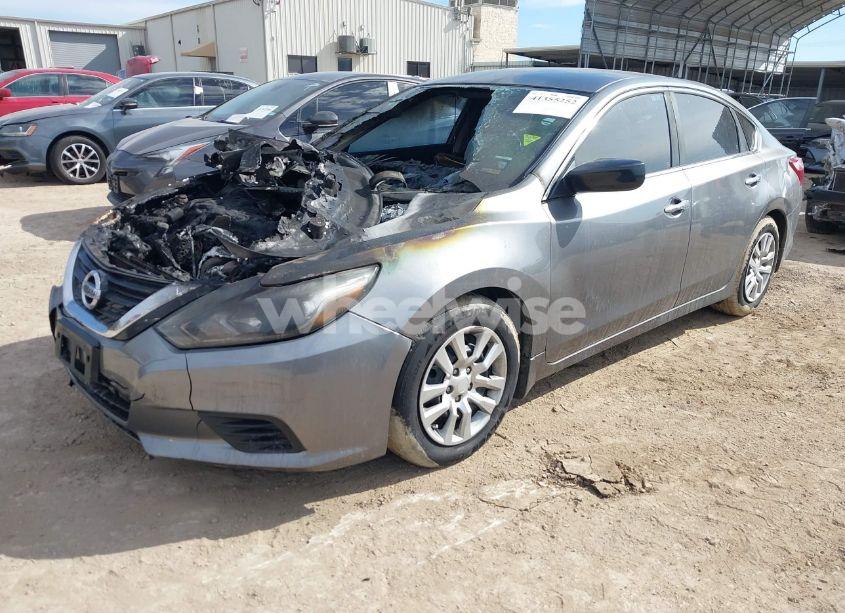 Photo 2 of 2018 Nissan Altima 2.5 S (VIN 1N4AL3AP6JC144022)