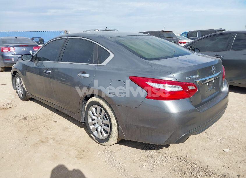 Photo 3 of 2018 Nissan Altima 2.5 S (VIN 1N4AL3AP6JC144022)