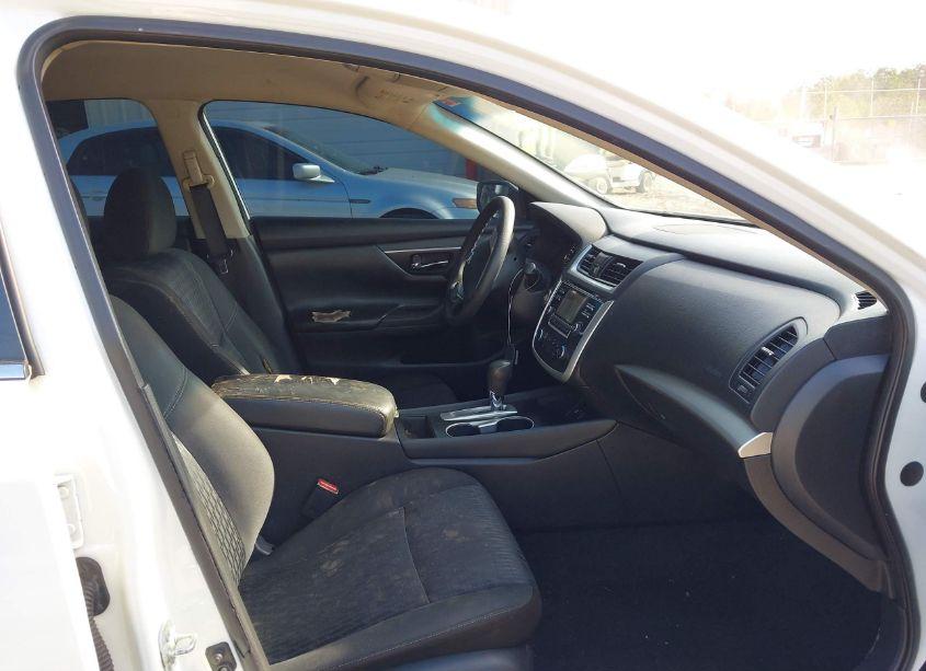 Photo 5 of 2018 Nissan Altima 2.5 S (VIN 1N4AL3AP6JC151827)