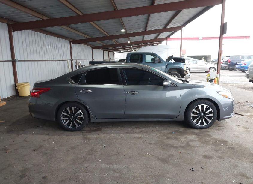 Photo 13 of 2018 Nissan Altima 2.5 SV (VIN 1N4AL3AP6JC152508)